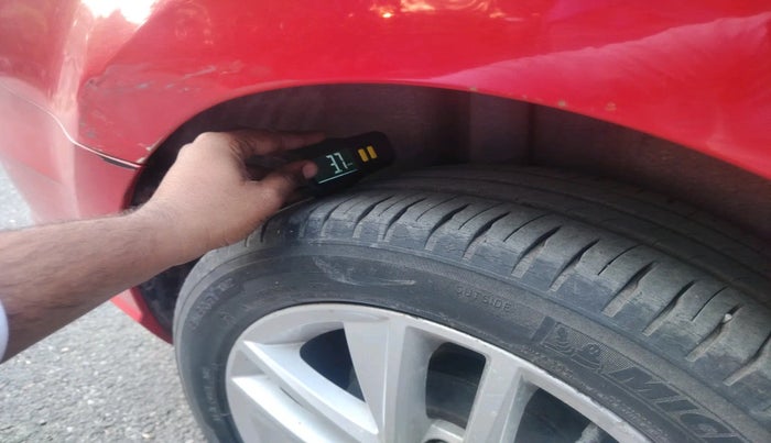 2017 Skoda Rapid ELEGANCE 1.6 MPI AT, Petrol, Automatic, 78,013 km, tyre