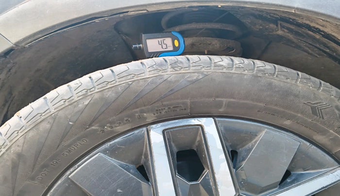 2021 Hyundai VENUE SX 1.5 CRDI, Diesel, Manual, 82,628 km, tyre