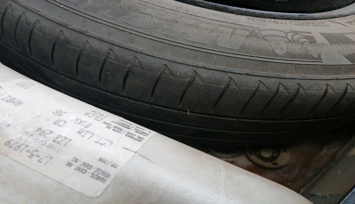 2012 Skoda Laura AMBIENTE 2.0 TDI CR MT, Diesel, Manual, 1,77,917 km, tyre