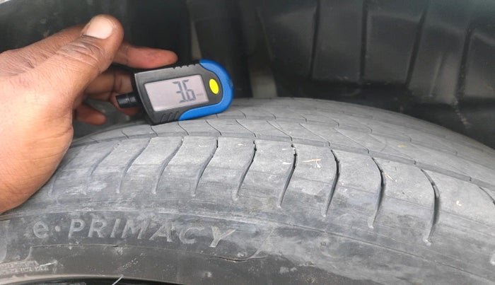 2021 Maruti Swift VXI, Petrol, Manual, 98,032 km, tyre