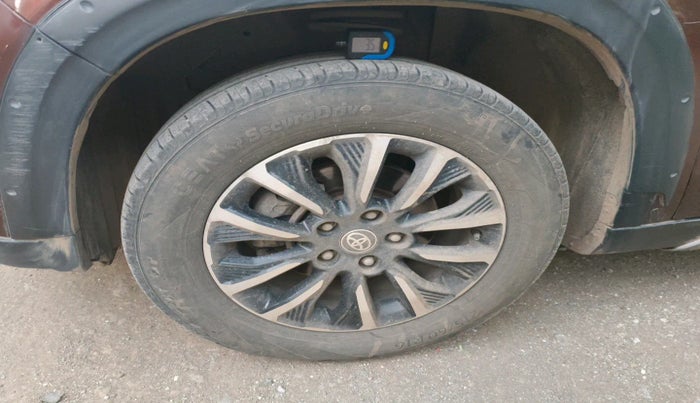 2021 Toyota URBAN CRUISER PREMIUM GRADE AT, Petrol, Automatic, 71,916 km, tyre