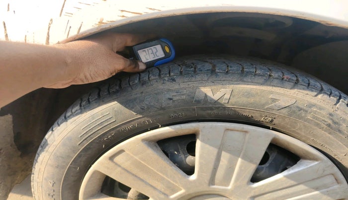 2011 Ford Figo EXI 1.2 PETROL, Petrol, Manual, 1,07,580 km, tyre