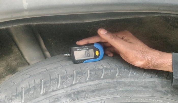 2017 Maruti Vitara Brezza VDI (O), Diesel, Manual, 73,168 km, tyre