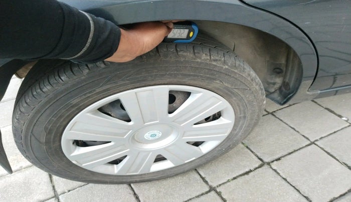 2011 Ford Figo TITANIUM 1.2 PETROL, Petrol, Manual, 78,098 km, tyre