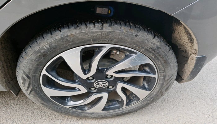 2019 Toyota Glanza G, Petrol, Manual, 77,418 km, tyre