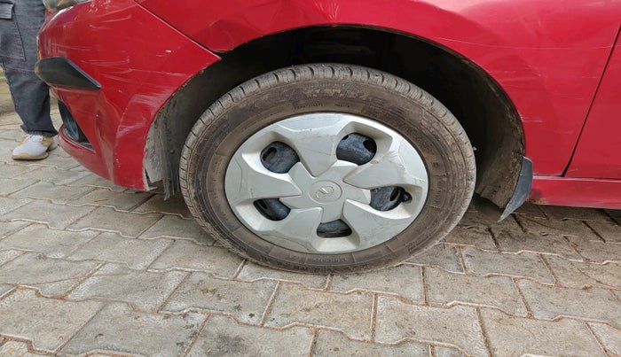 2019 Tata Tiago XT PETROL, Petrol, Manual, 41,957 km, tyre