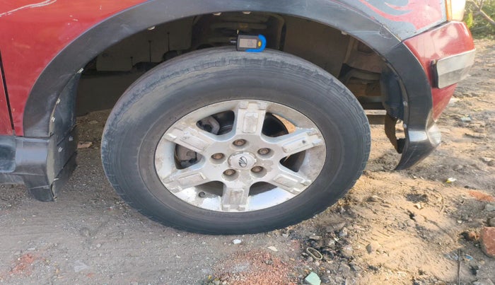 2012 Mahindra Xylo E9, Diesel, Manual, 2,16,011 km, tyre