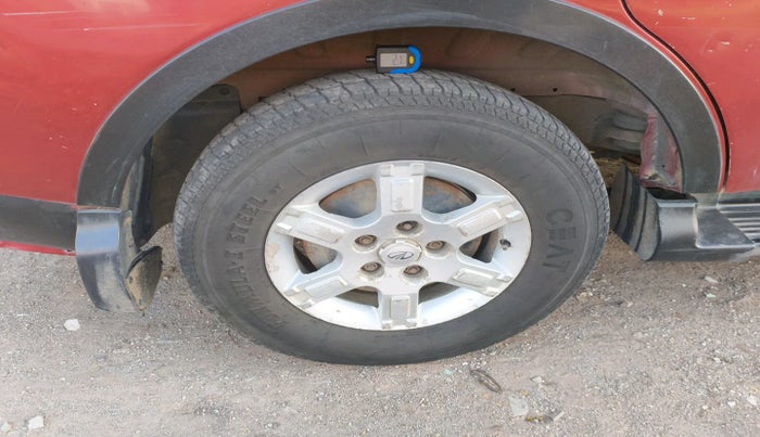 2012 Mahindra Xylo E9, Diesel, Manual, 2,16,011 km, tyre