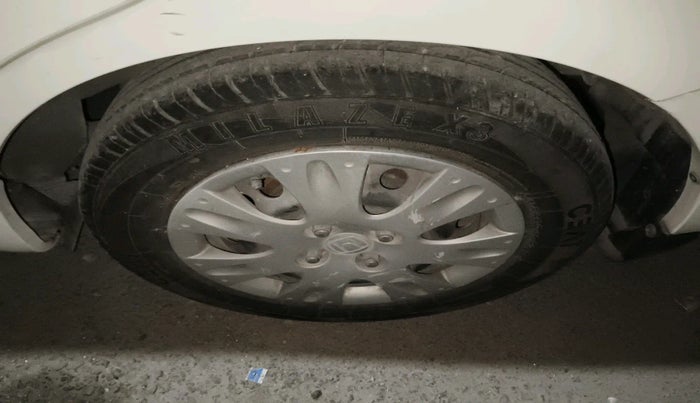 2017 Honda Amaze 1.2L I-VTEC S, Petrol, Manual, 51,870 km, tyre