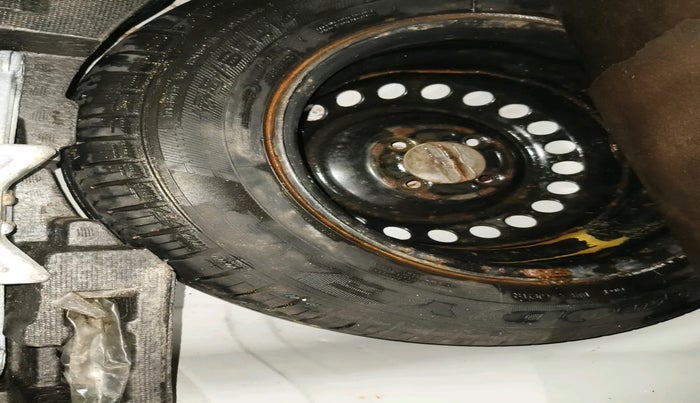 2017 Honda Amaze 1.2L I-VTEC S, Petrol, Manual, 51,870 km, tyre