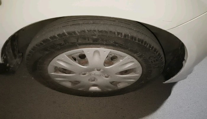 2017 Honda Amaze 1.2L I-VTEC S, Petrol, Manual, 51,870 km, tyre