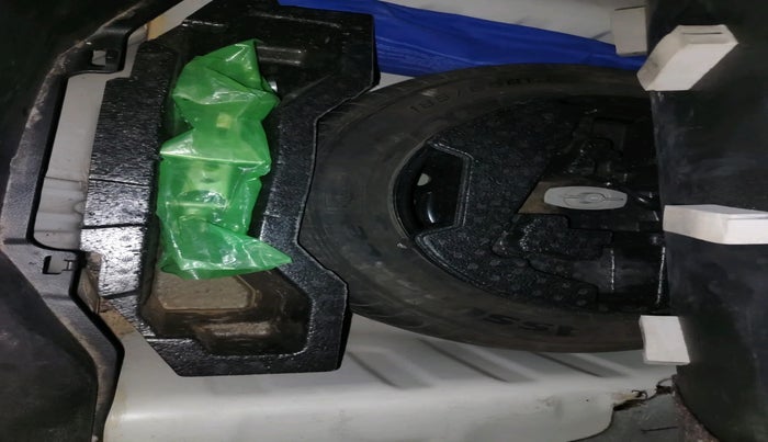 2022 Maruti Ciaz SIGMA 1.5 SHVS MT  PETROL, Petrol, Manual, 58,142 km, tyre