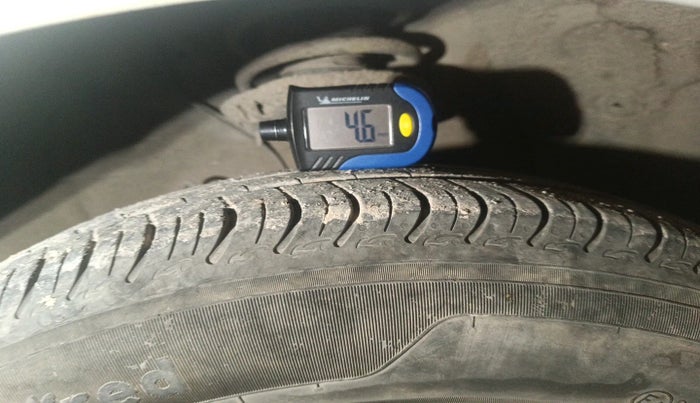 2020 Hyundai AURA S 1.2 CNG, Petrol, Manual, 90,401 km, tyre