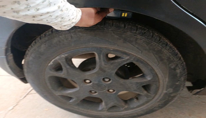 2012 Renault Pulse RXZ DIESEL, Diesel, Manual, 1,04,574 km, tyre