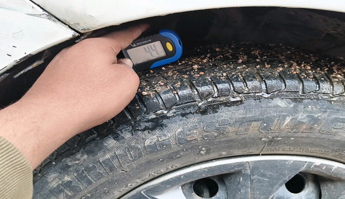 2015 Hyundai Elite i20 SPORTZ 1.2, Petrol, Manual, 74,935 km, tyre