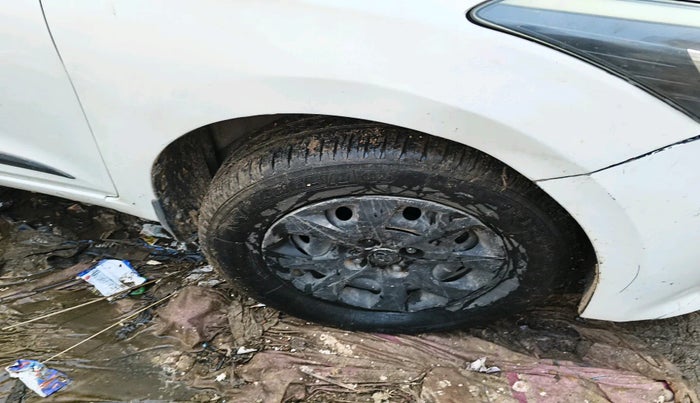 2015 Hyundai Elite i20 SPORTZ 1.2, Petrol, Manual, 74,935 km, tyre