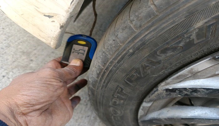 2016 Hyundai Xcent BASE 1.2, Petrol, Manual, 97,862 km, tyre