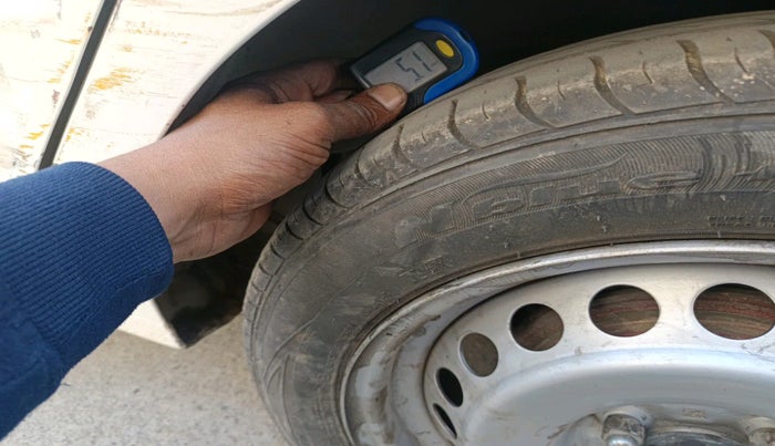 2016 Hyundai Xcent BASE 1.2, Petrol, Manual, 97,862 km, tyre