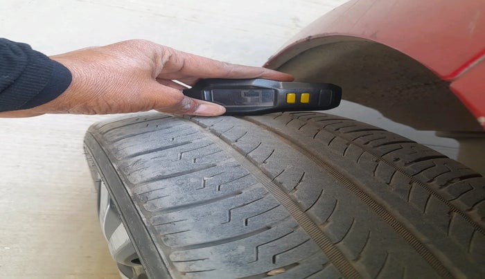 2018 Tata Tigor Buzz PETROL, Petrol, Manual, 1,77,988 km, tyre