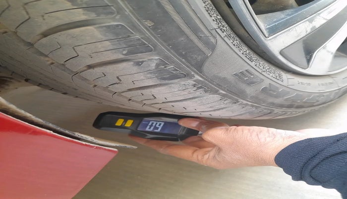 2018 Tata Tigor Buzz PETROL, Petrol, Manual, 1,77,988 km, tyre