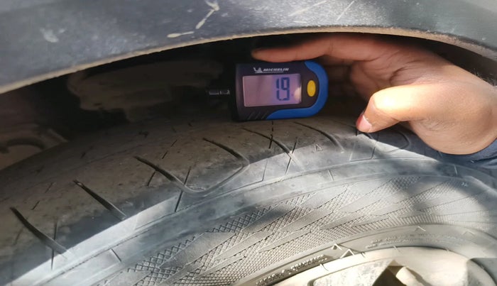 2017 Hyundai Creta SX PLUS AT 1.6 DIESEL, Diesel, Automatic, 1,15,376 km, tyre