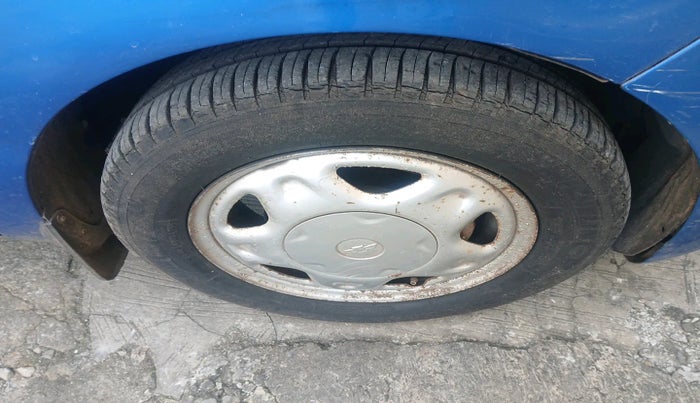 2011 Chevrolet Beat LS PETROL, Petrol, Manual, 1,76,209 km, tyre