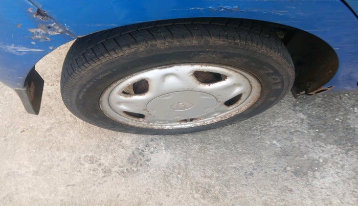 2011 Chevrolet Beat LS PETROL, Petrol, Manual, 1,76,209 km, tyre