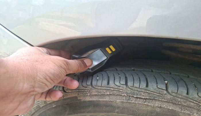 2010 Maruti Zen Estilo VXI, Petrol, Manual, 18,795 km, tyre