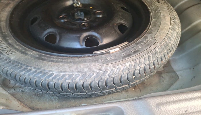 2010 Maruti Zen Estilo VXI, Petrol, Manual, 18,795 km, tyre