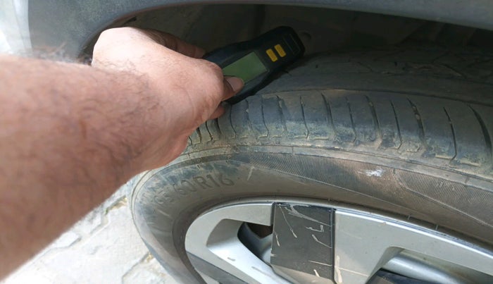 2023 Nissan MAGNITE XE, Petrol, Manual, 50,578 km, tyre