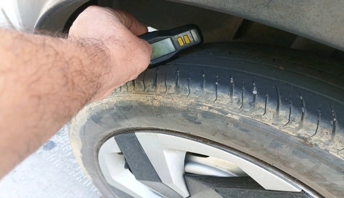 2023 Nissan MAGNITE XE, Petrol, Manual, 50,578 km, tyre