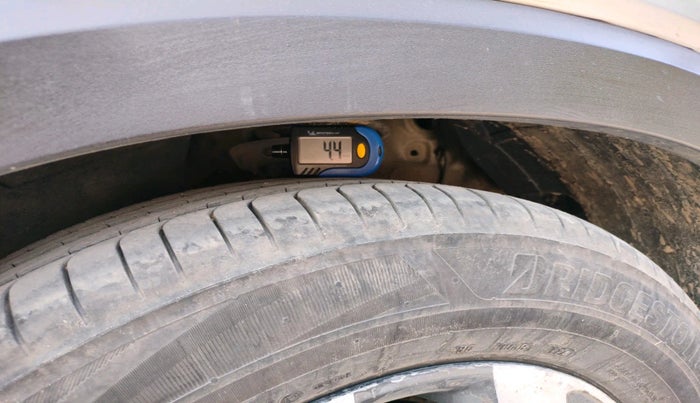 2021 KIA SONET HTE 1.2, Petrol, Manual, 62,236 km, tyre