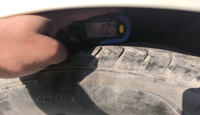 2019 Maruti Dzire LXI, Petrol, Manual, 54,492 km, tyre