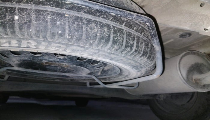 2021 Maruti Ertiga VXI CNG, Petrol, Manual, 84,095 km, tyre