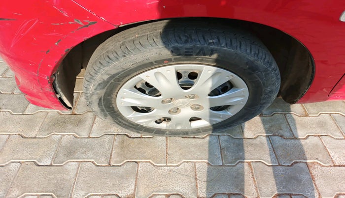 2012 Honda Brio S MT, Petrol, Manual, 44,338 km, tyre