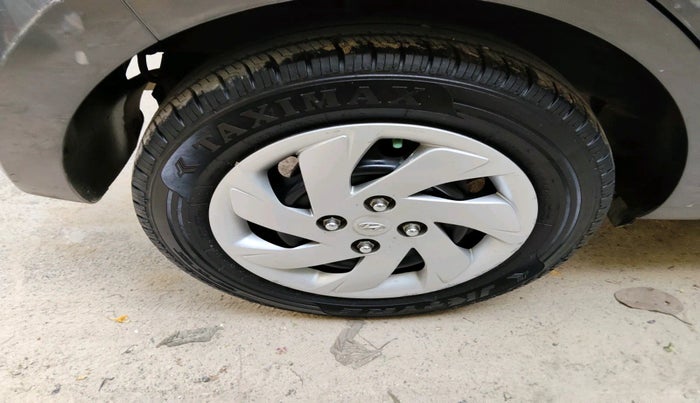 2019 Hyundai NEW SANTRO SPORTZ AMT, Petrol, Automatic, 78,340 km, tyre