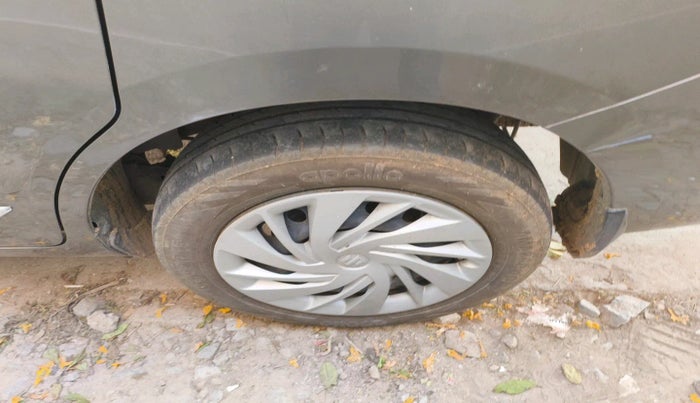 2020 Maruti Ertiga VXI SHVS, Petrol, Manual, 88,322 km, tyre