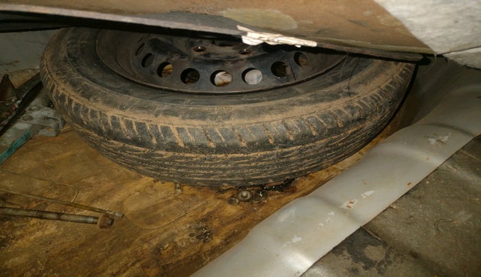 2019 Hyundai Xcent S 1.2, Petrol, Manual, 1,00,573 km, tyre