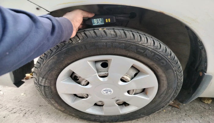 2014 Maruti Wagon R 1.0 LXI, Petrol, Manual, 67,553 km, tyre