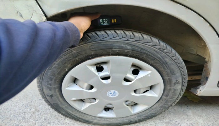 2014 Maruti Wagon R 1.0 LXI, Petrol, Manual, 67,553 km, tyre