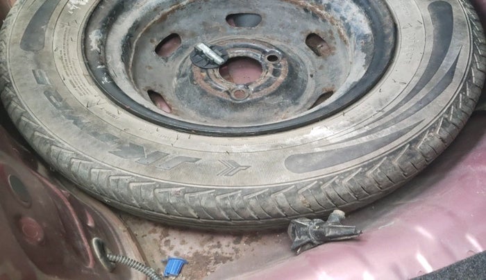 2017 Datsun Redi Go T (O), Petrol, Manual, 36,935 km, tyre