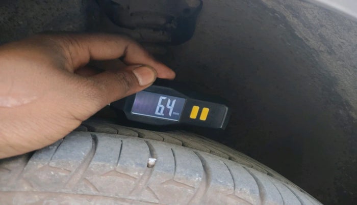 2016 Volkswagen Ameo HIGHLINE1.5L, Diesel, Manual, 91,715 km, tyre