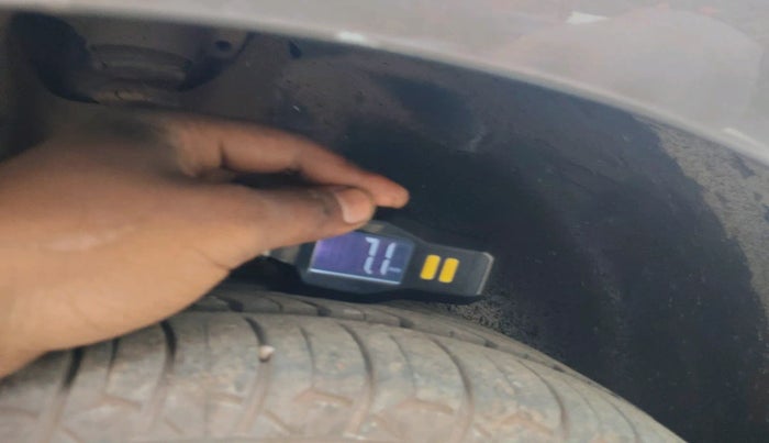 2016 Volkswagen Ameo HIGHLINE1.5L, Diesel, Manual, 91,715 km, tyre