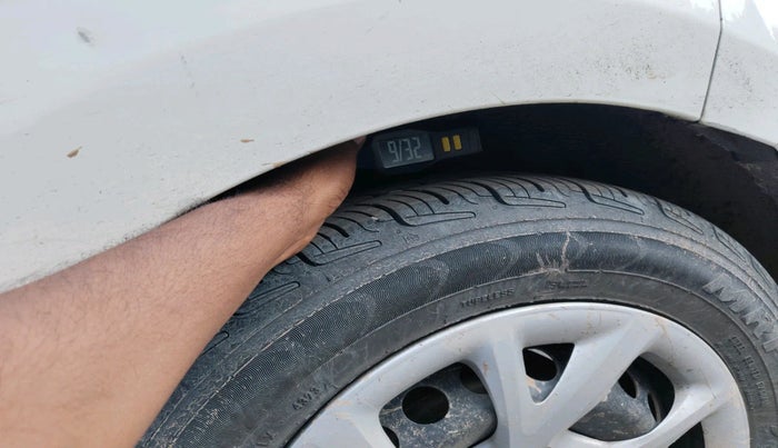 2017 Hyundai Grand i10 SPORTZ (O) 1.2 KAPPA VTVT, Petrol, Manual, 41,368 km, tyre