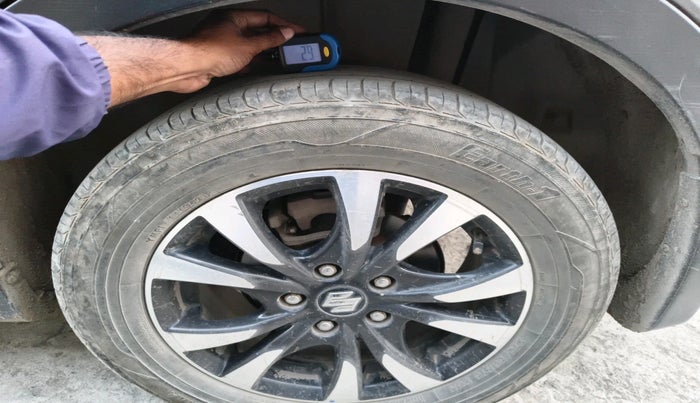 2017 Maruti S Cross ALPHA 1.3, Diesel, Manual, 85,829 km, tyre