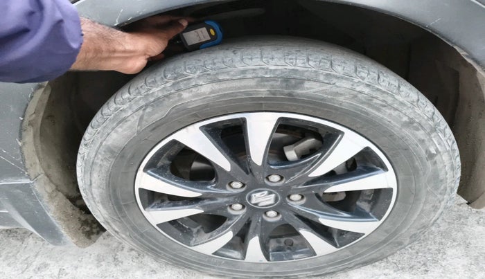 2017 Maruti S Cross ALPHA 1.3, Diesel, Manual, 85,829 km, tyre