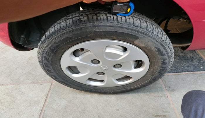 2017 Tata Nano TWIST XTA, Petrol, Automatic, 17,018 km, tyre