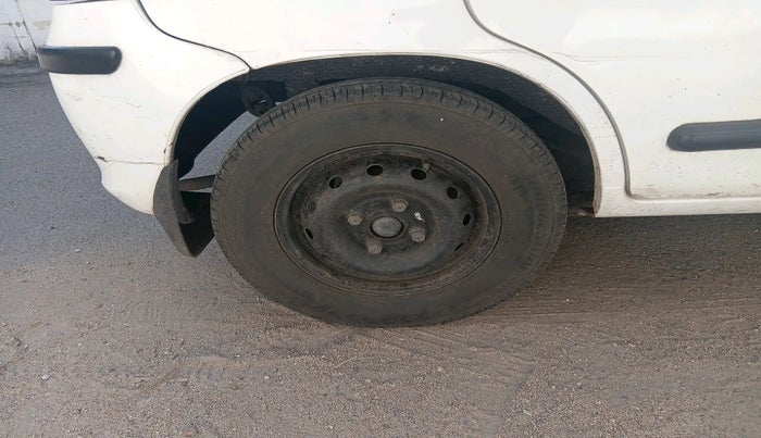 2010 Maruti Alto LXI, Petrol, Manual, 78,556 km, tyre