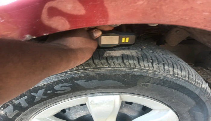 2013 Mahindra Quanto C6, Diesel, Manual, 1,67,800 km, tyre