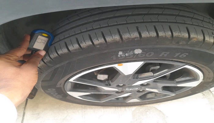 2023 Tata PUNCH CREATIVE  AMT, Petrol, Automatic, 15,840 km, tyre